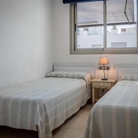 Apartment At119 Completamente Equipado, Con Piscina Y Cerca De La Playa Torredembarra